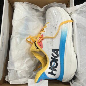 HOKA Clifton 9 NIB